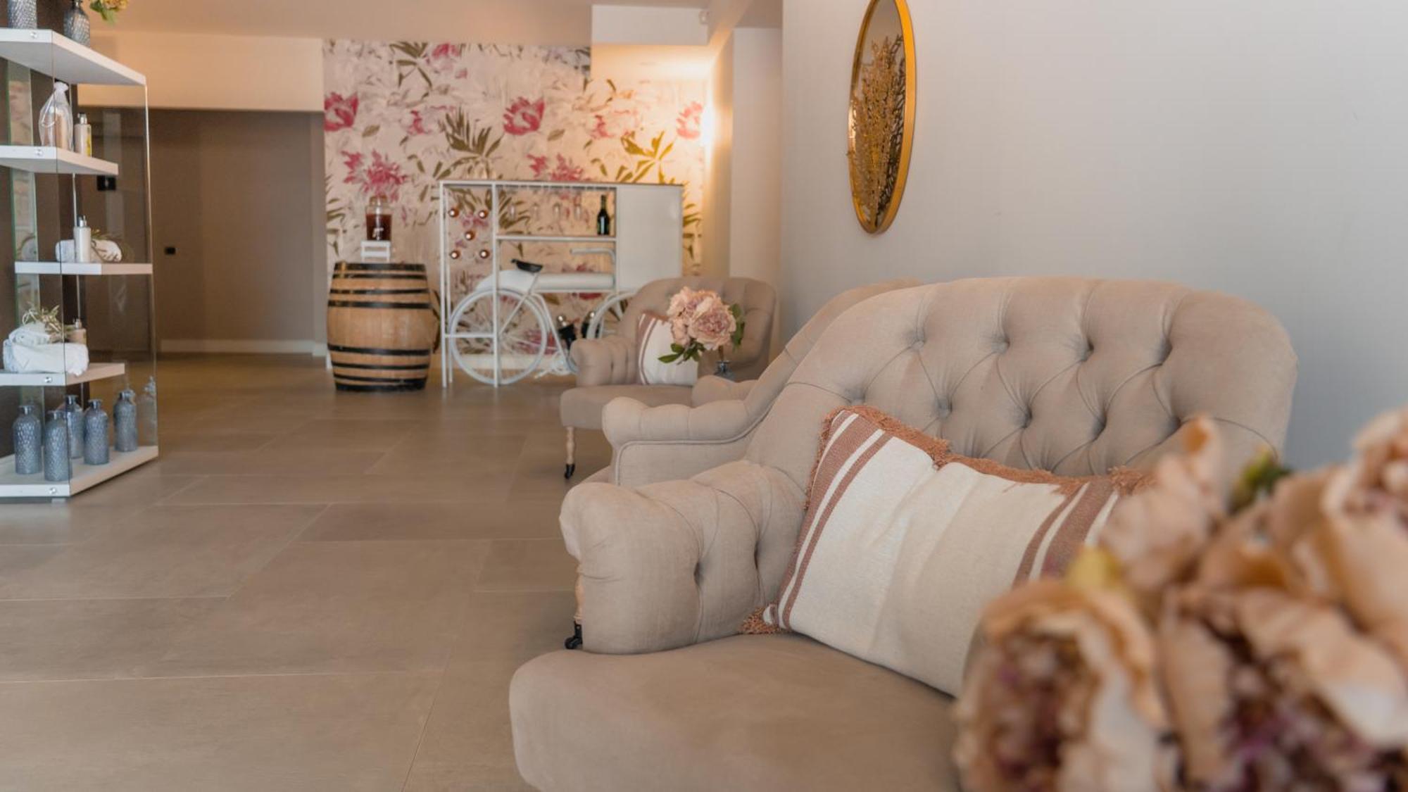 Ahg Riva Del Sole Hotel - Adults Only Moniga del Garda Экстерьер фото